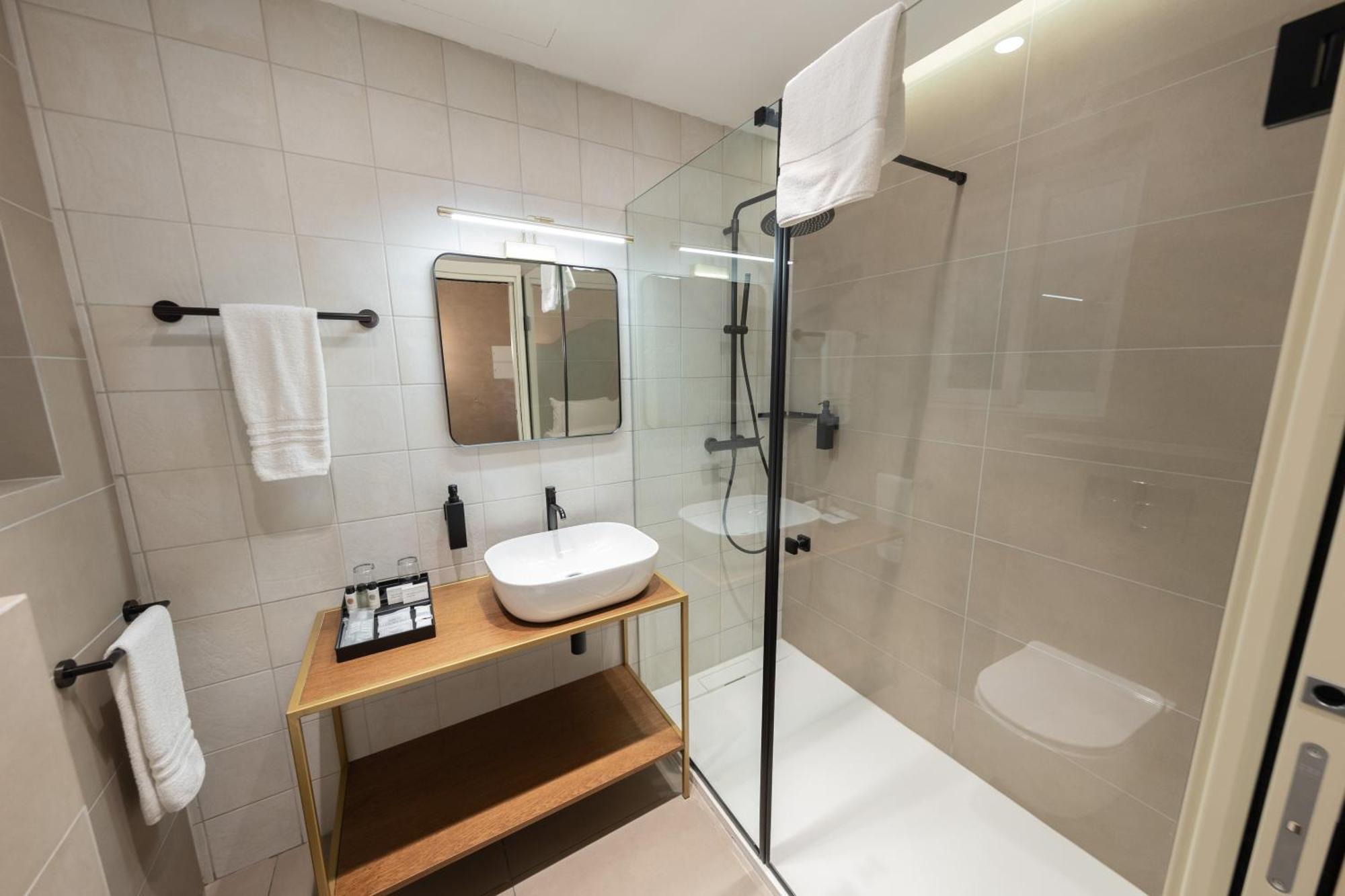Doms Boutique Living Hotell Mellieħa Exteriör bild